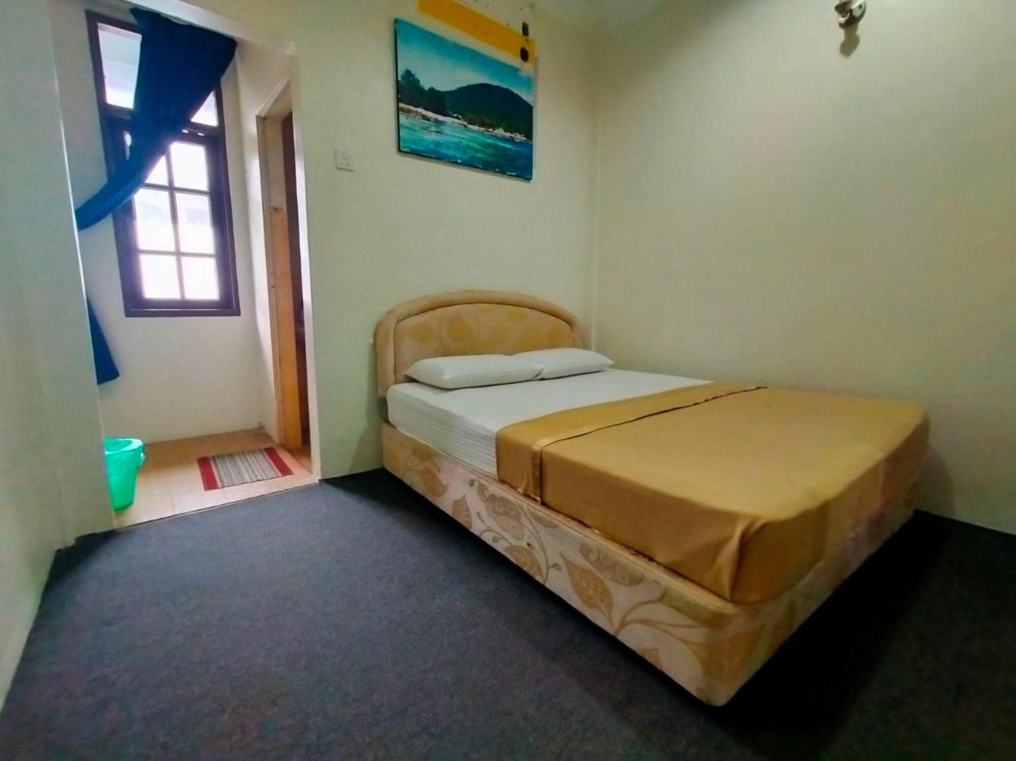 Capital O 91118 Chalet Seri Idaman Bayan Lepas Exterior foto